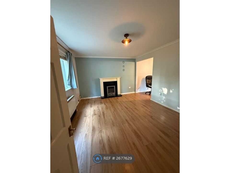 Property photo 3 of 12 Living Room