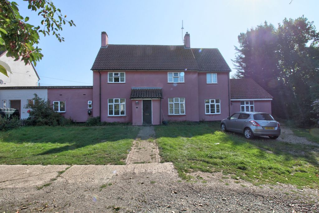 Property photo 1 of 15 Front