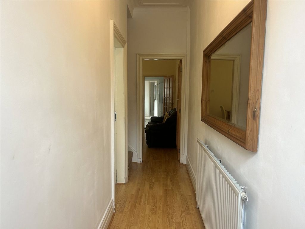 Property photo 2 of 22 Entrance Hallway