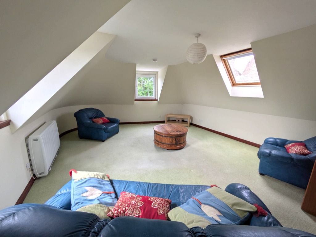 Property photo 3 of 11 Photo 3