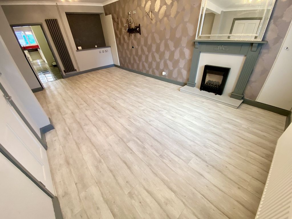 Property photo 3 of 16 Lounge-Dining Room