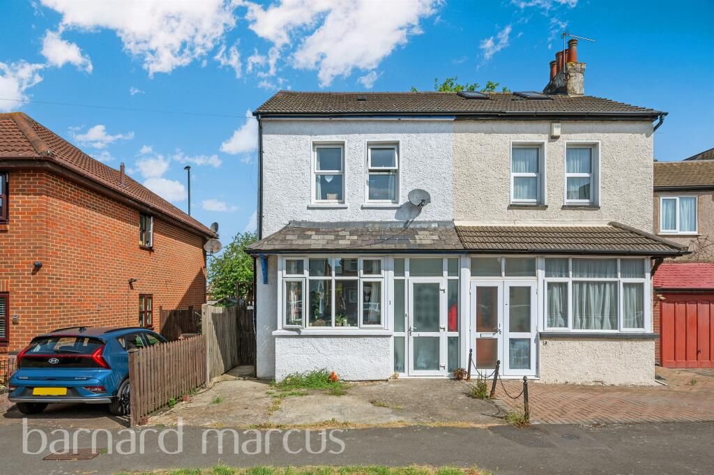 Property photo 2 of 8 Exterior