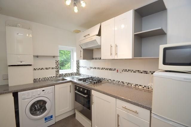Property photo 2 of 5 Kitchen