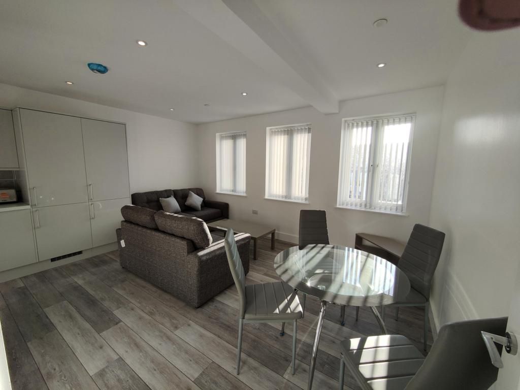 Property photo 3 of 9 Dining Room