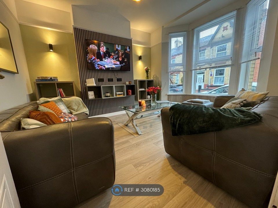 Property photo 3 of 15