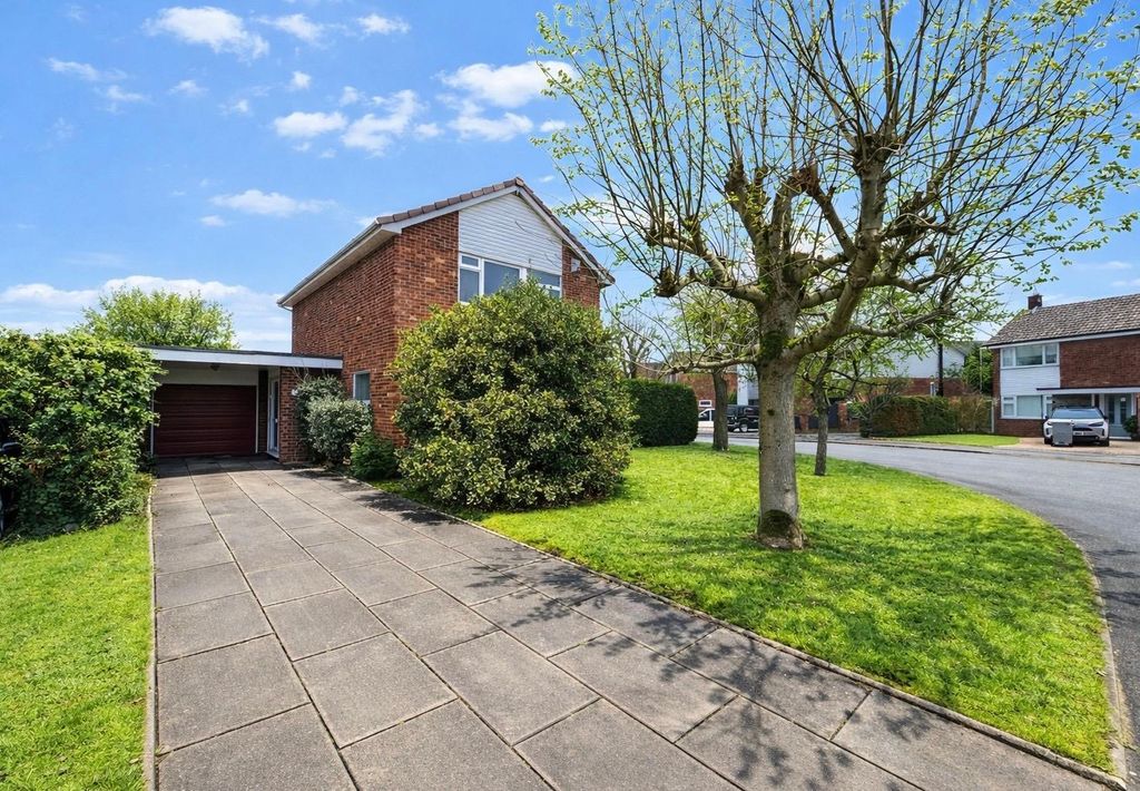 Property photo 1 of 8