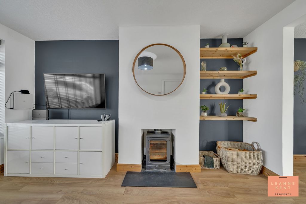 Additional image 8 of 3 bed semi-detached house for saleCaerleon Court, Caerphilly CF83