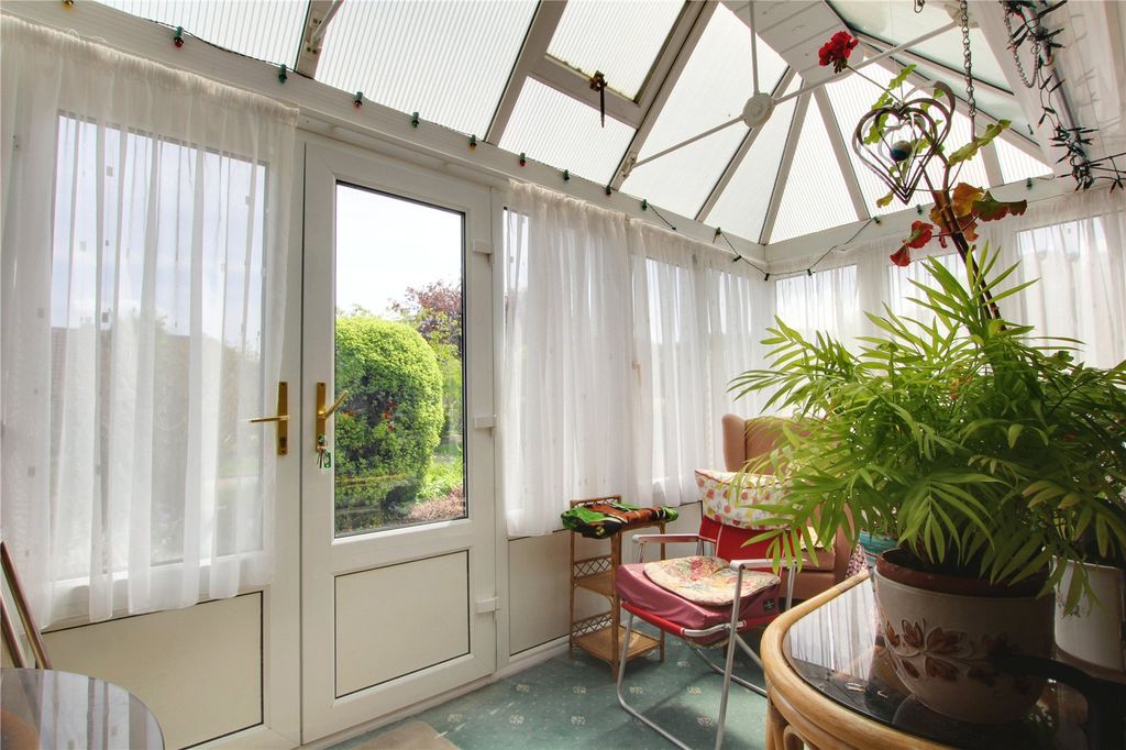 Property photo 2 of 17 Picture No. 02