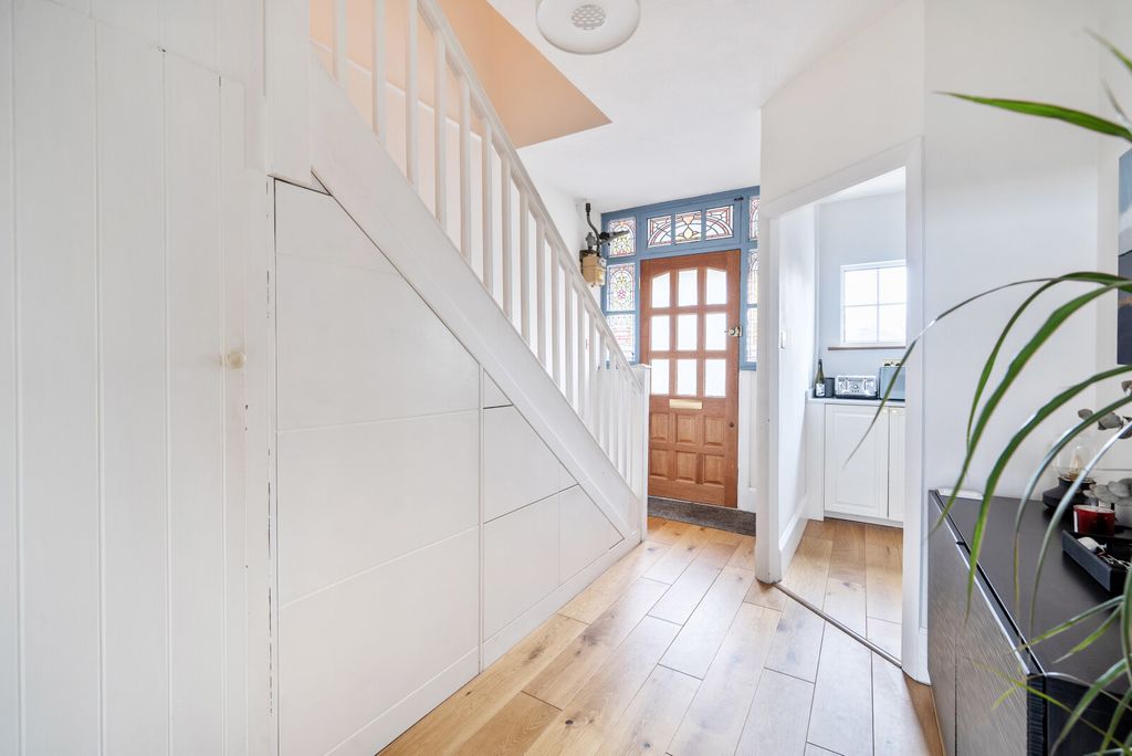 Property photo 3 of 17 1383371-4-691c9E4...