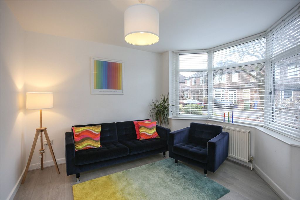 Property photo 2 of 22 Picture No. 04