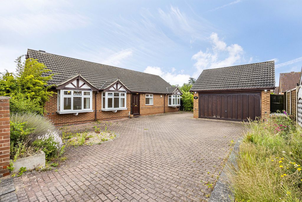 Property photo 1 of 16