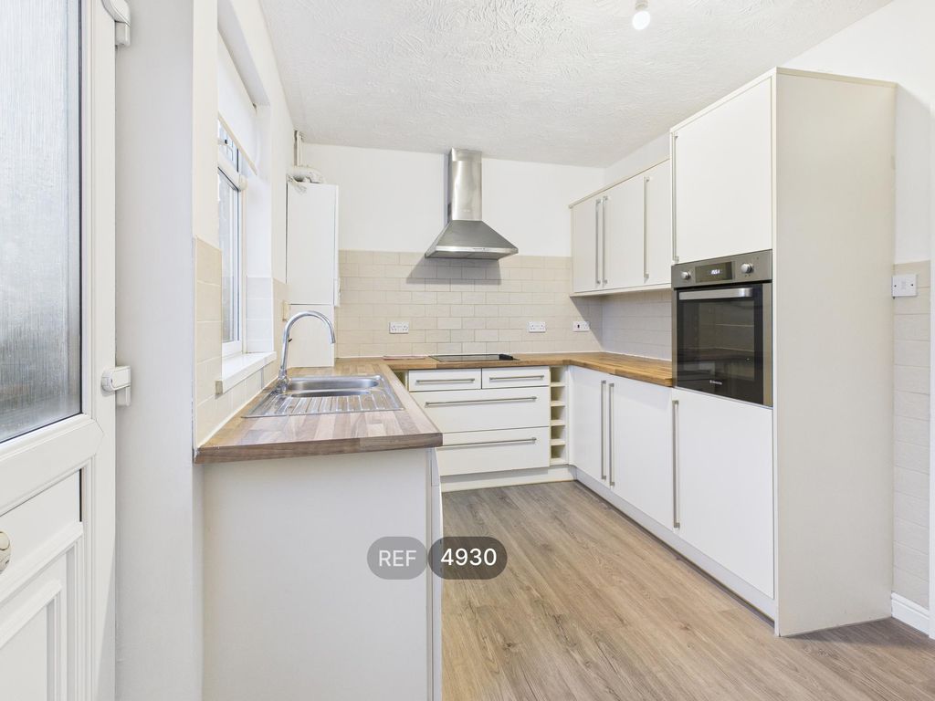 Property photo 1 of 22 Kitchen