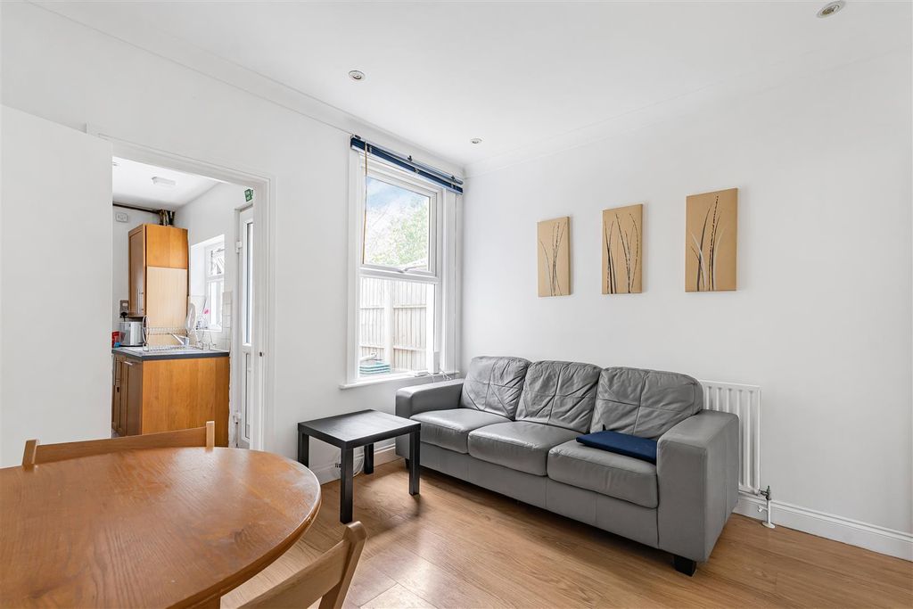 Property photo 3 of 15