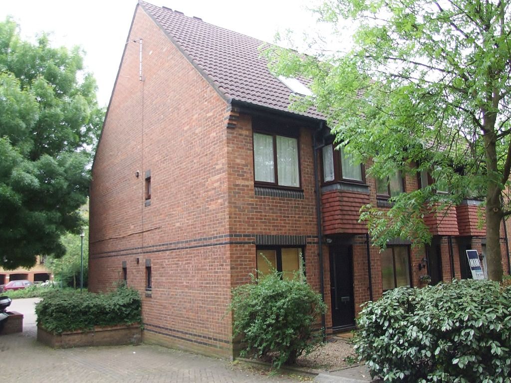 Property photo 1 of 5