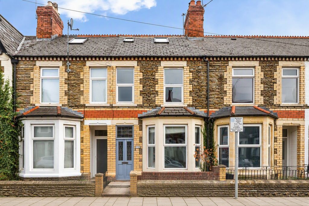 Property photo 1 of 17