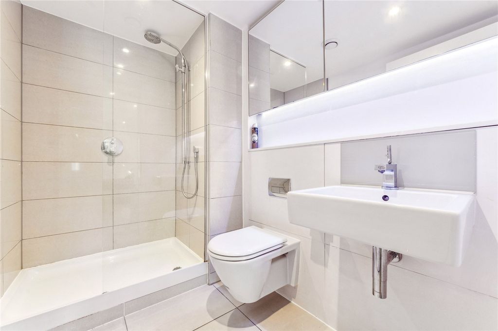 Property photo 3 of 8 Shower Room