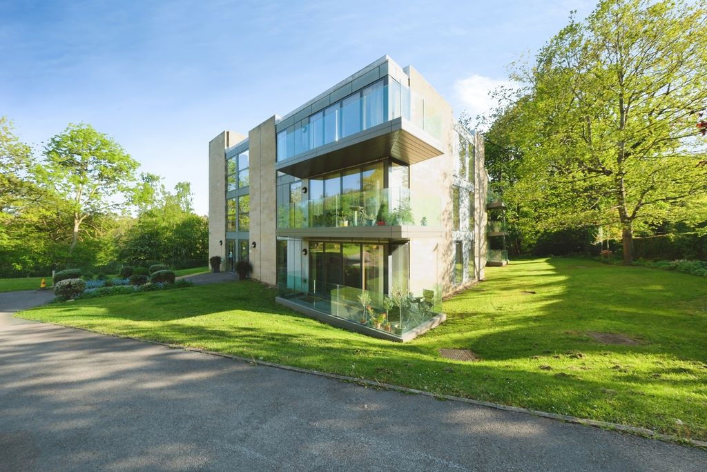 Property photo 2 of 27 Pbox-Img.Jpg