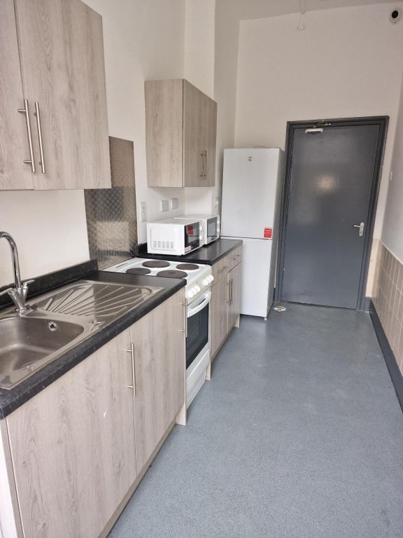 Property photo 3 of 5 Gallery