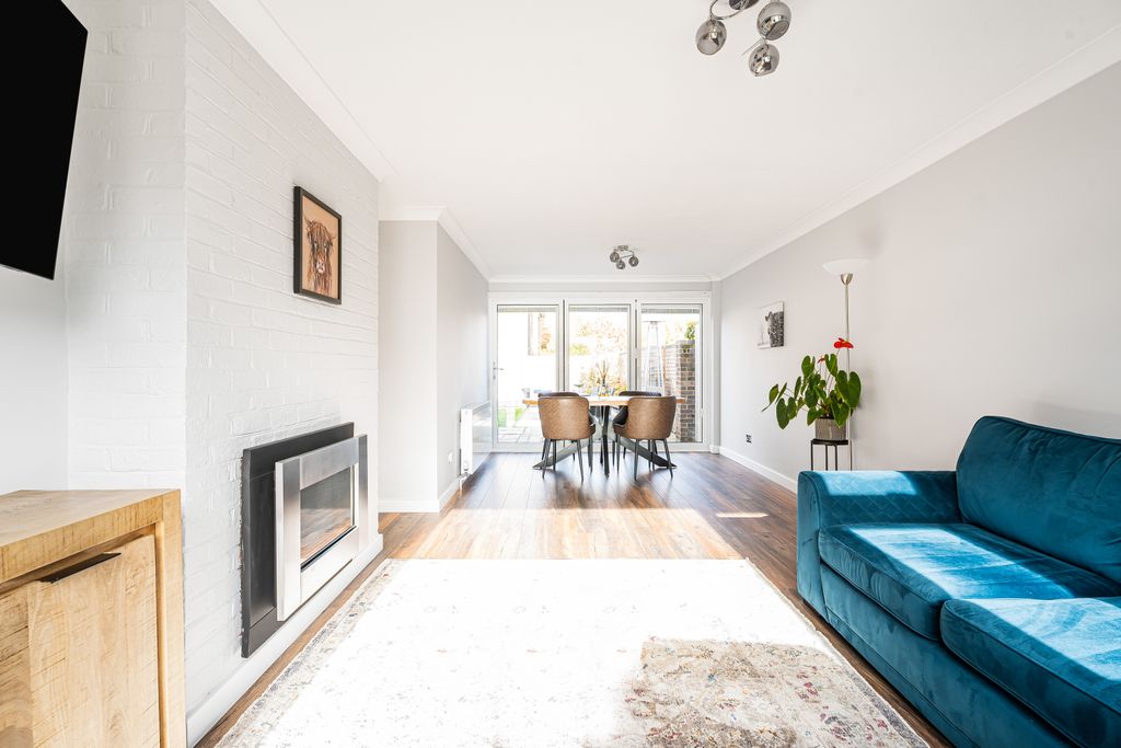 Property photo 3 of 12 Living Area