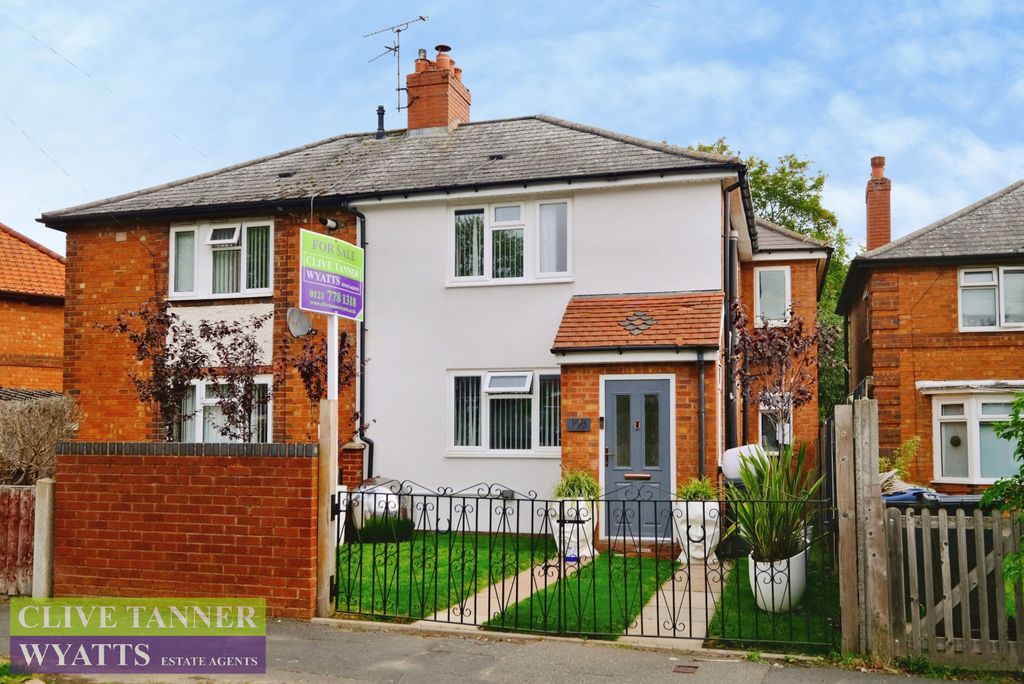 Property photo 1 of 29 108 Arkley Road