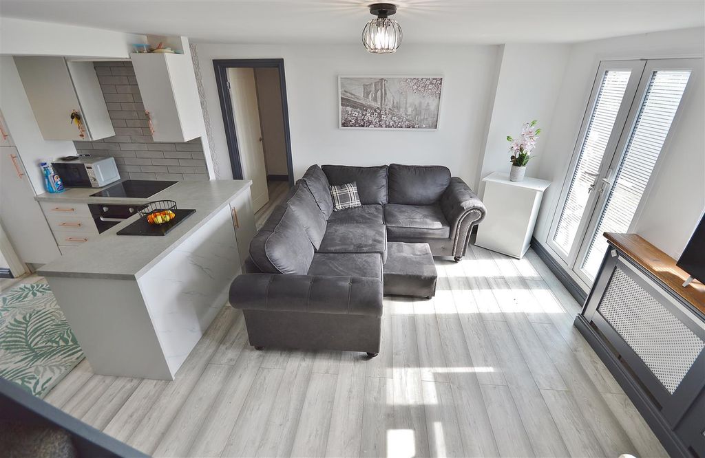 Property photo 2 of 12 Open Plan Lounge Kitchen
