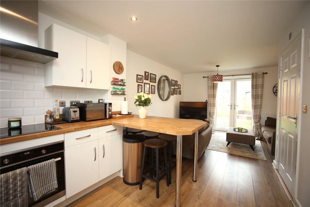 Property photo 1 of 18 Picture No. 15