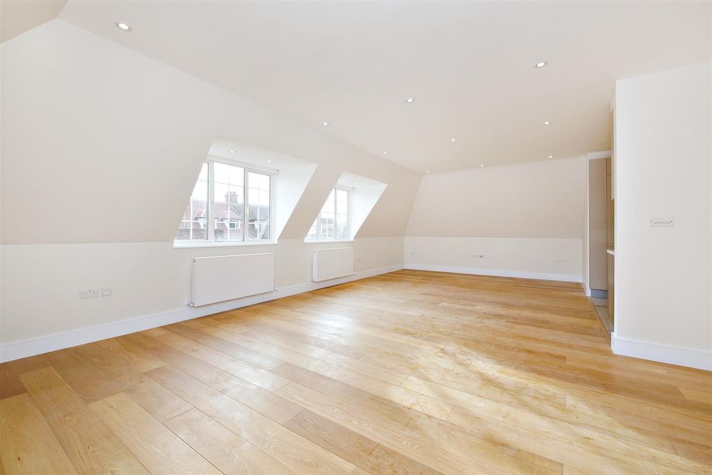 Property photo 2 of 14 2.Jpg