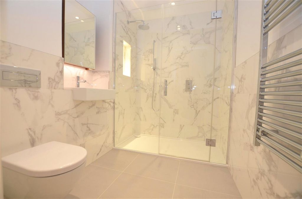 Property photo 3 of 10 Property Photo