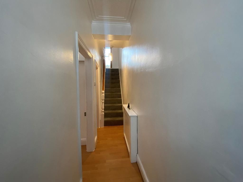 Property photo 2 of 16 Entrance Hall
