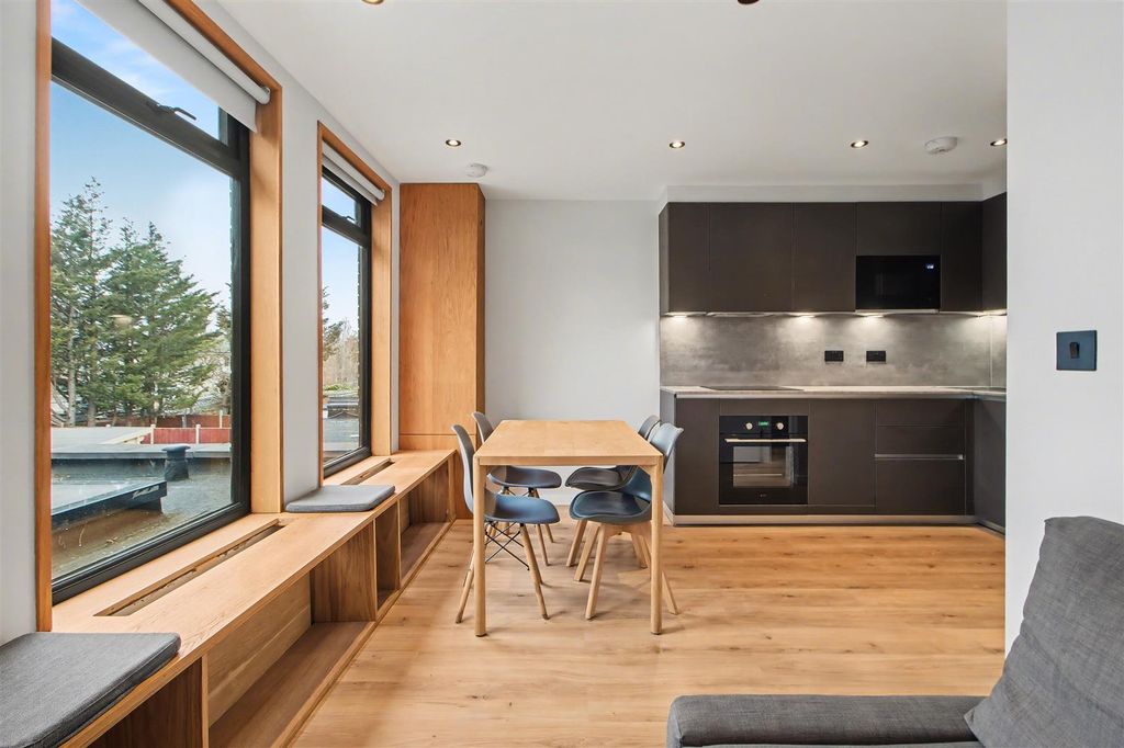 Property photo 1 of 11 1.Jpg