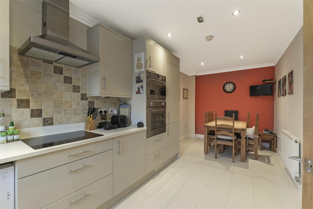 Property photo 2 of 16 1Standrews04.Jpg