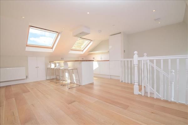 Property photo 3 of 12 Photo