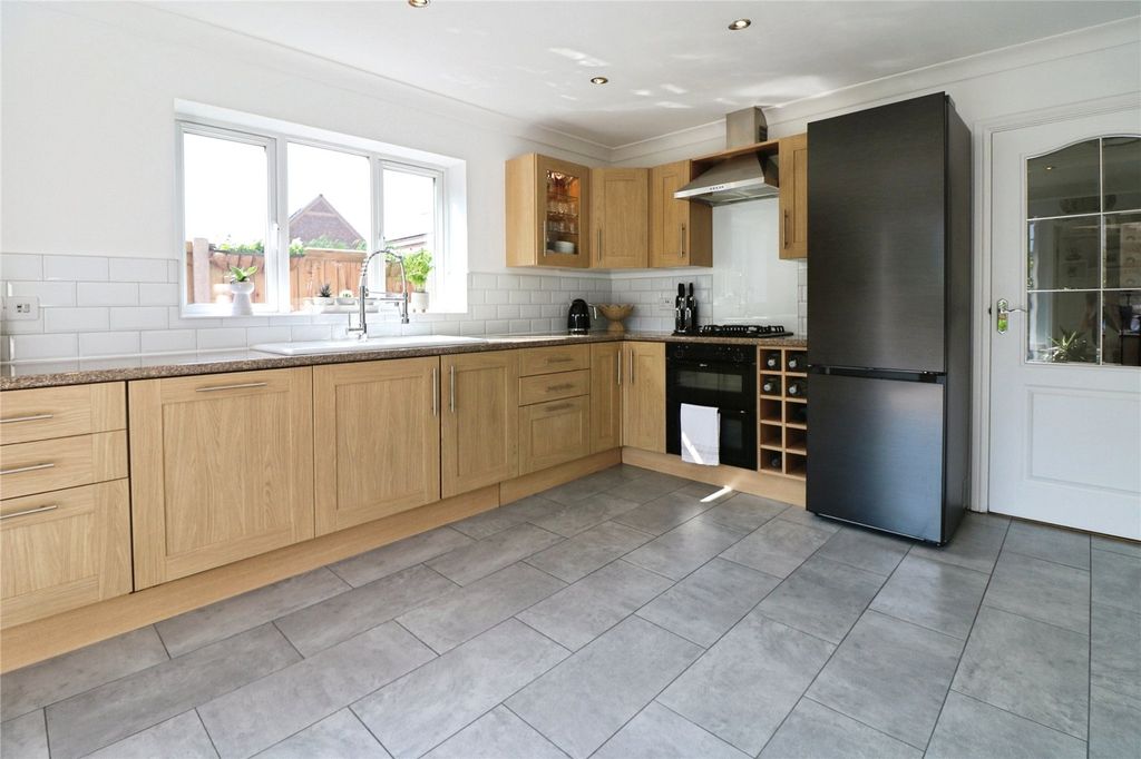 Property photo 3 of 19 Picture No. 51