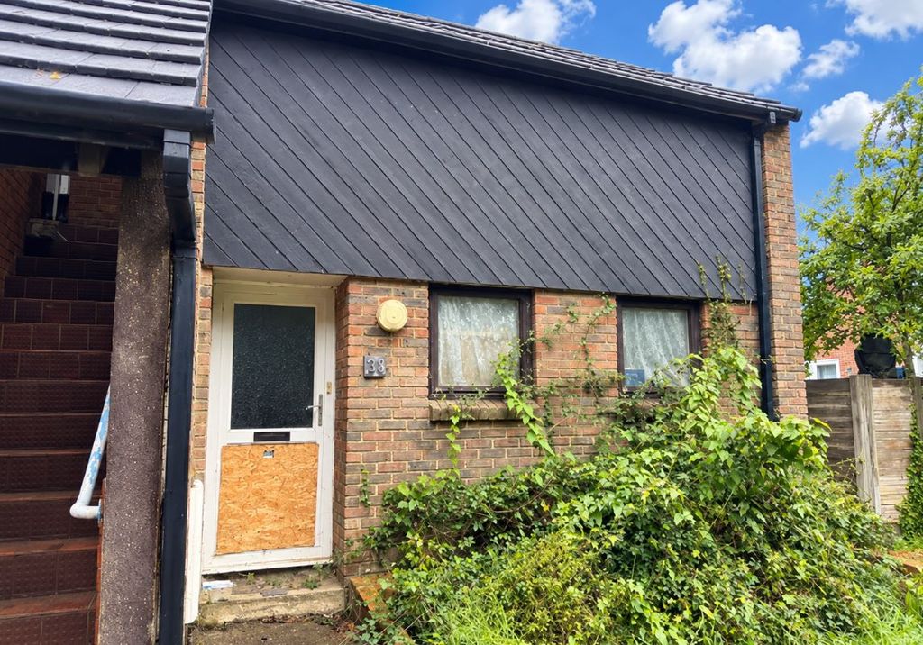 Property photo 1 of 1