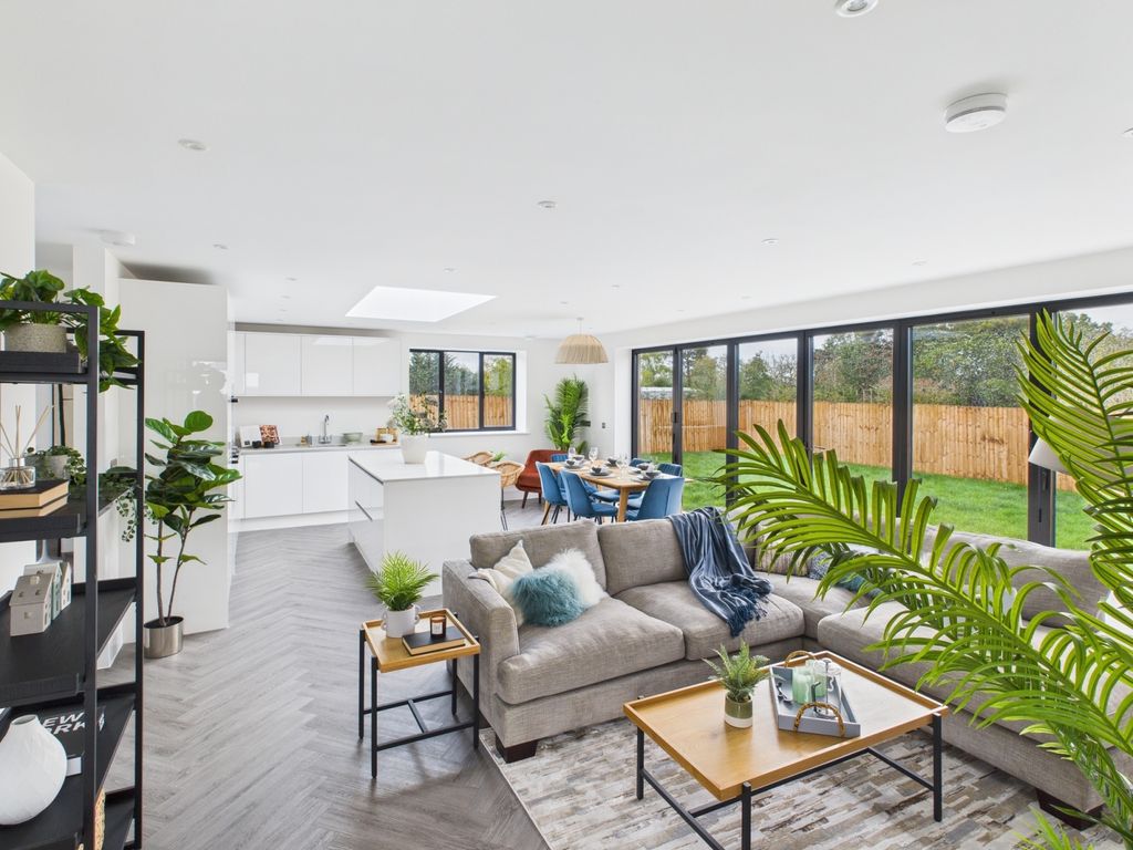 Property photo 2 of 22 Picture No. 02