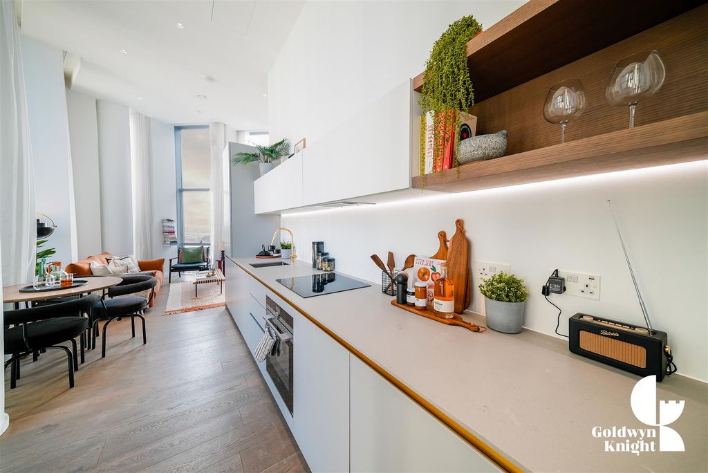 Property photo 3 of 11 9816C2E1-4B8D-43E7-Ad38-3693Ed7D18E2.Jpg