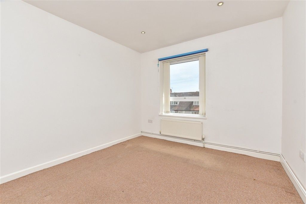 Property photo 3 of 16 Bedroom