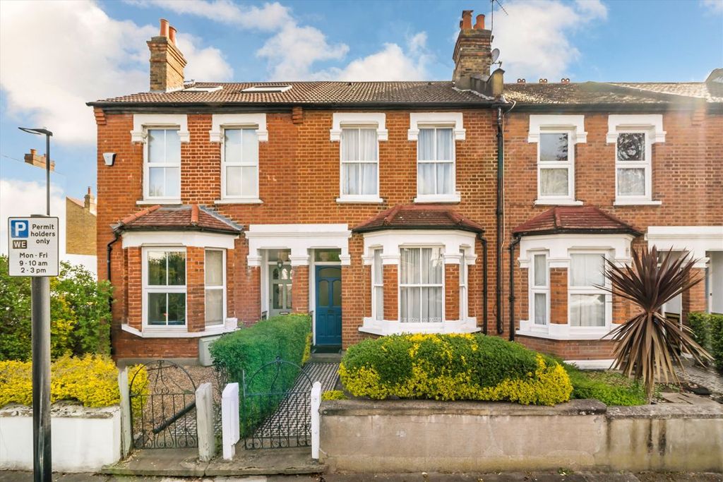 Property photo 1 of 7