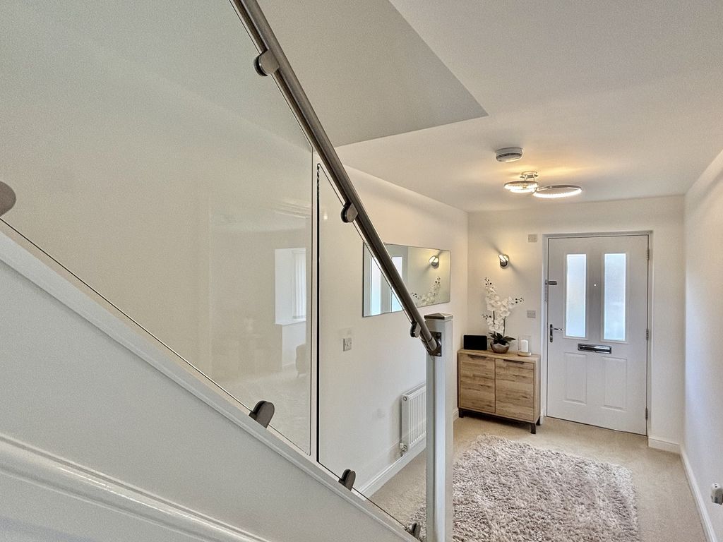 Property photo 2 of 22 Not Specified