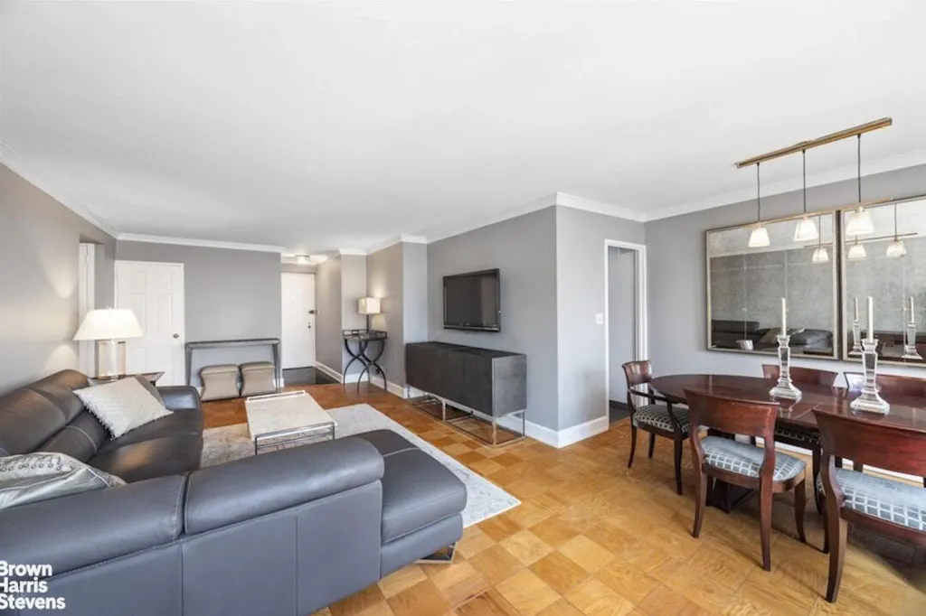 Property photo 2 of 8 <Alttext/>