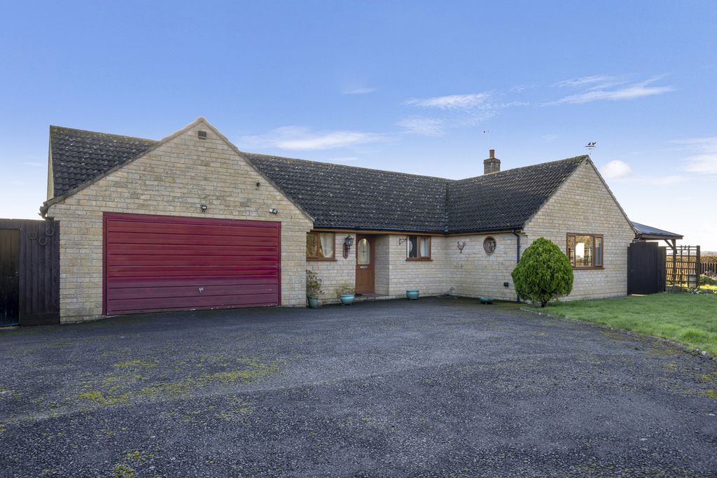 Property photo 1 of 25