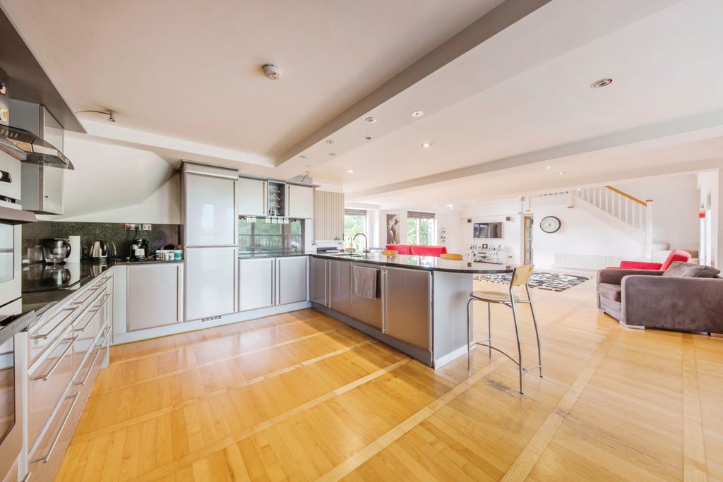 Property photo 1 of 24 258A7826-Hdr