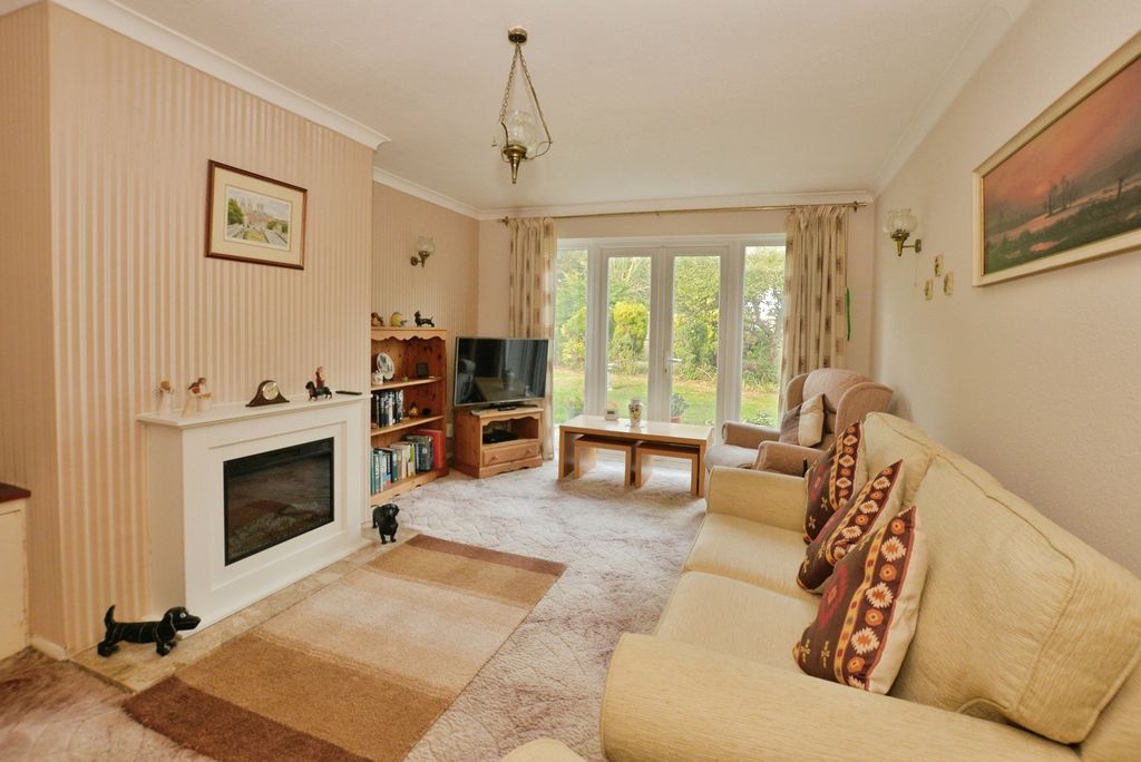 Property photo 2 of 14 Pbox-Img.Jpg