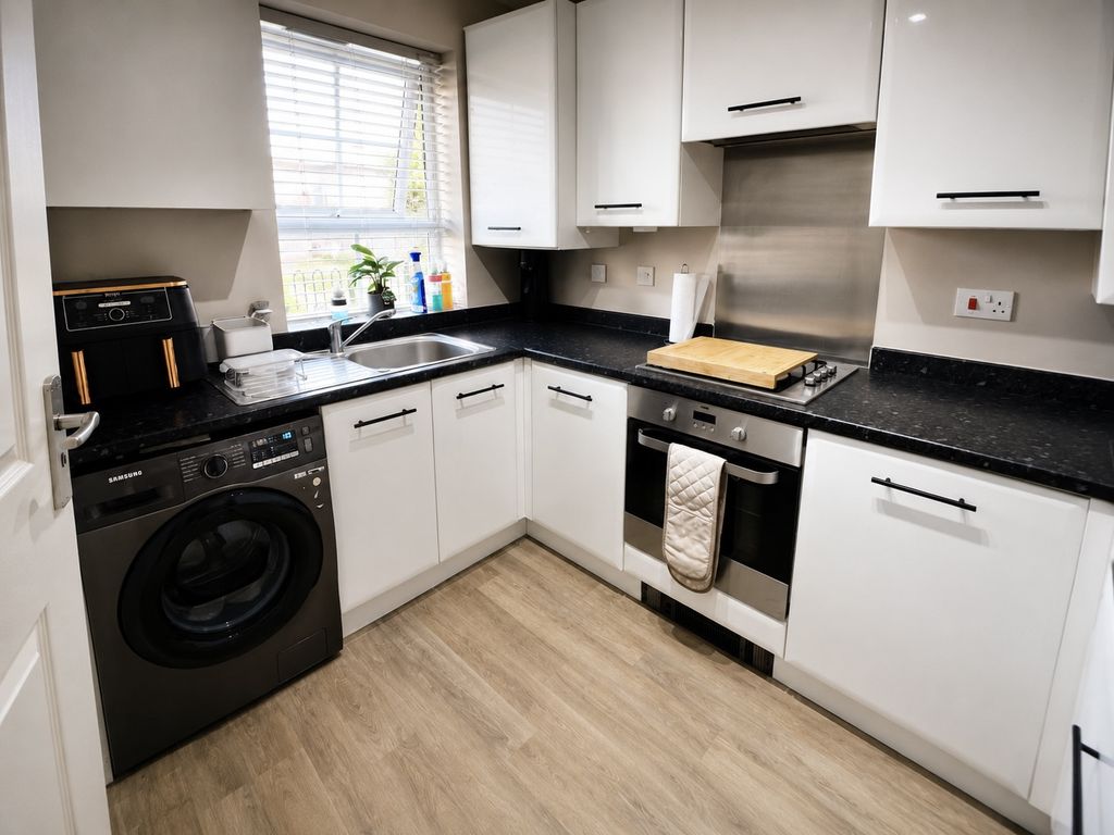 Property photo 3 of 16