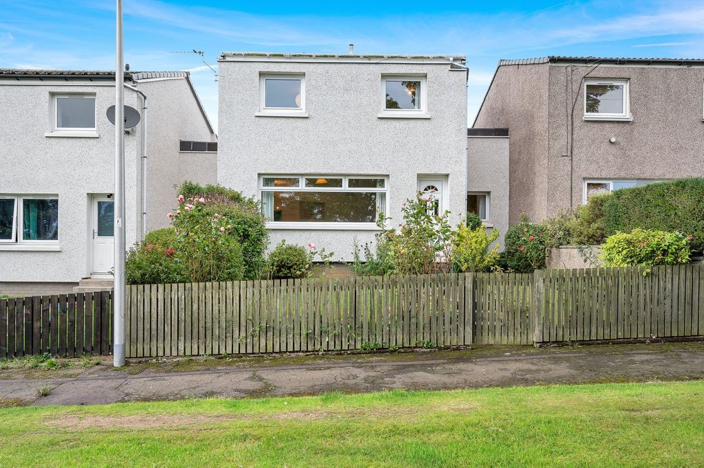 Property photo 1 of 29
