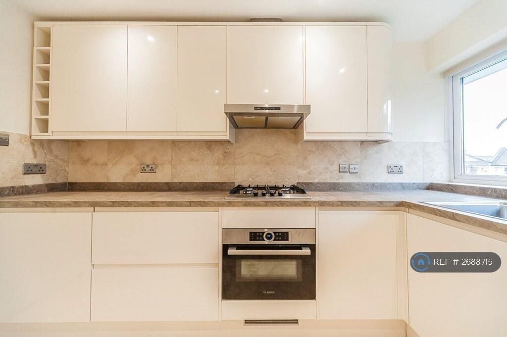 Property photo 2 of 11 96668_268871509112025_Img_02_0000.Jpeg