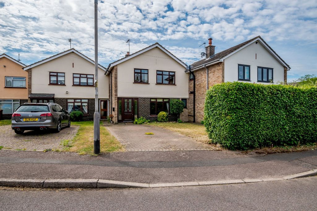 Property photo 1 of 26