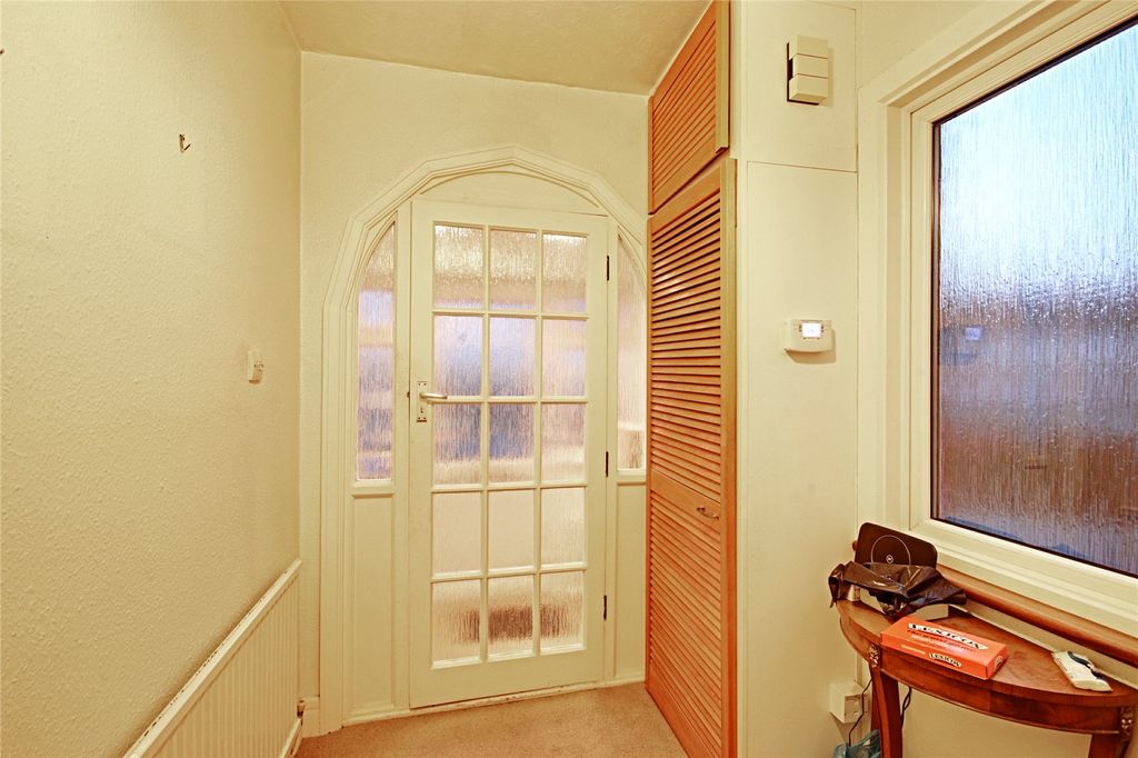 Property photo 3 of 22 Picture No. 11