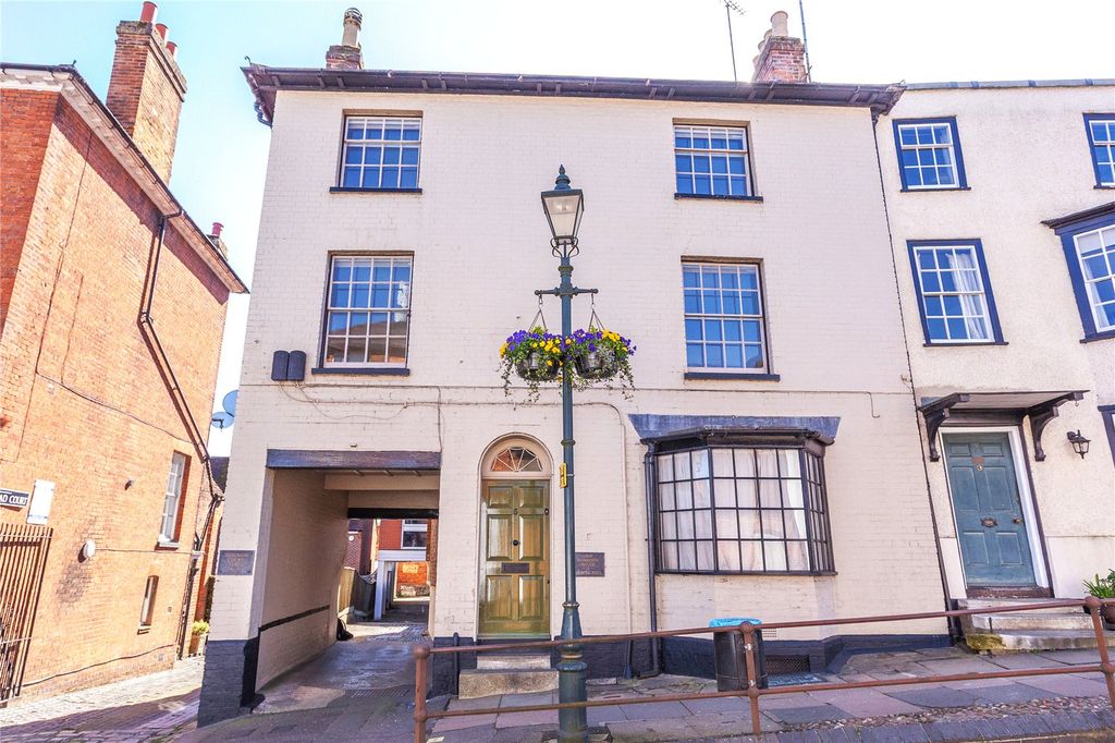 Property photo 1 of 13 Front