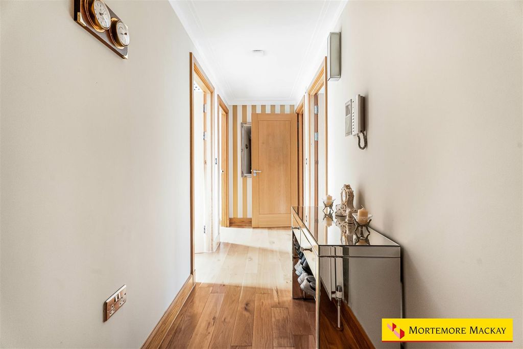 Additional image 19 of 2 bed flat for saleVillage Road, Enfield EN1
